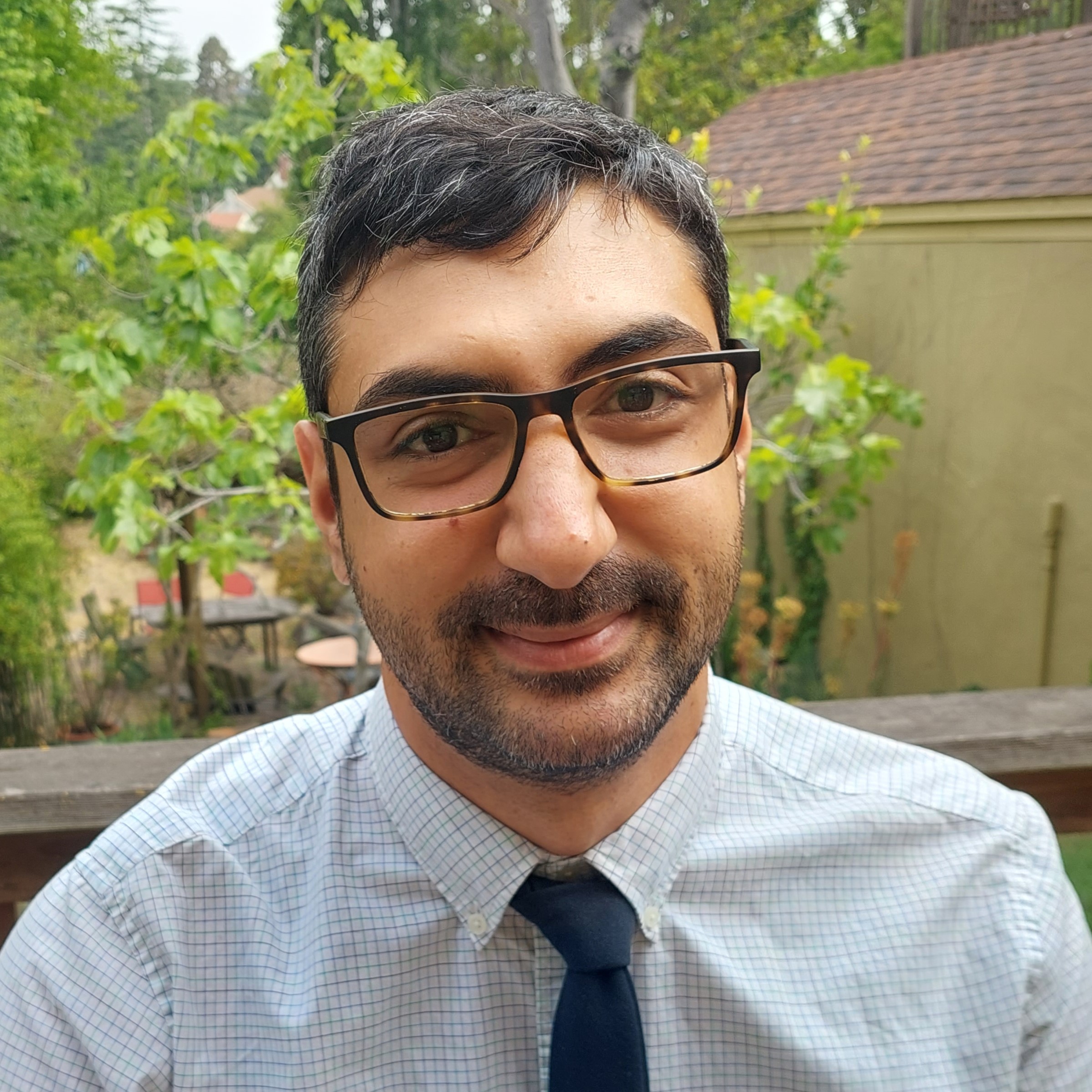 Tony Papanikolas