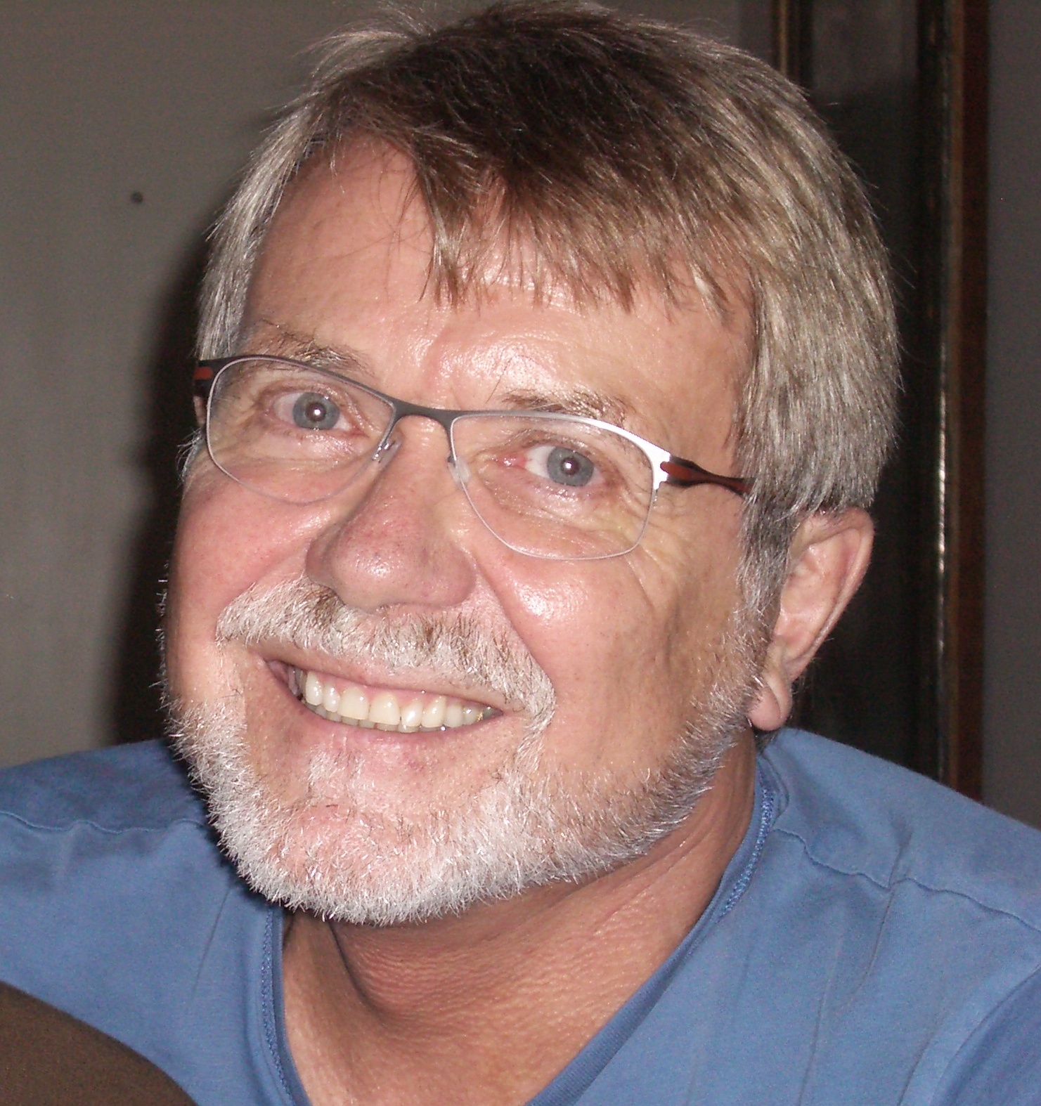 Huebner, Thom G